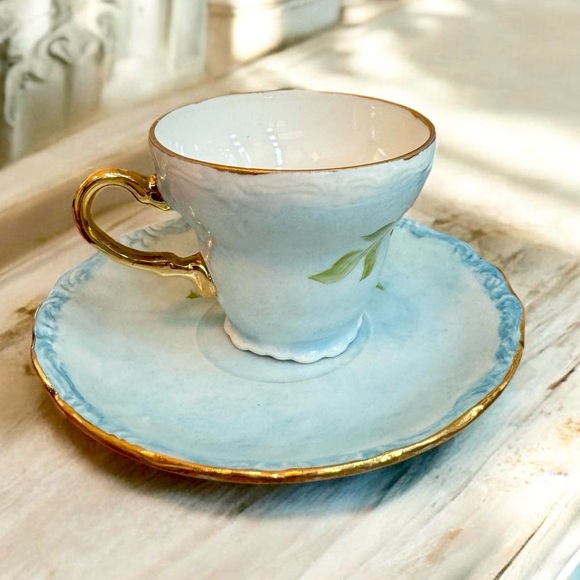 Vintage Japan Hand Painted Porcelain Teacup and Saucer - Picture 12 of 12